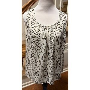 Ann Taylor LOFT Wmn Small Animal Print Sleeveless Pleated Scoop Neck Blouse Top